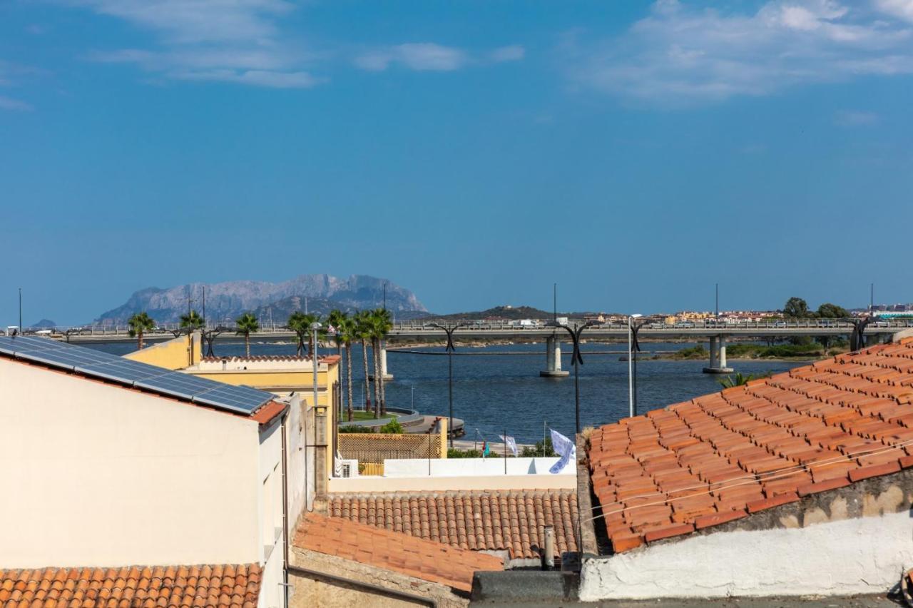 Lungomare Rooms Олбия Екстериор снимка