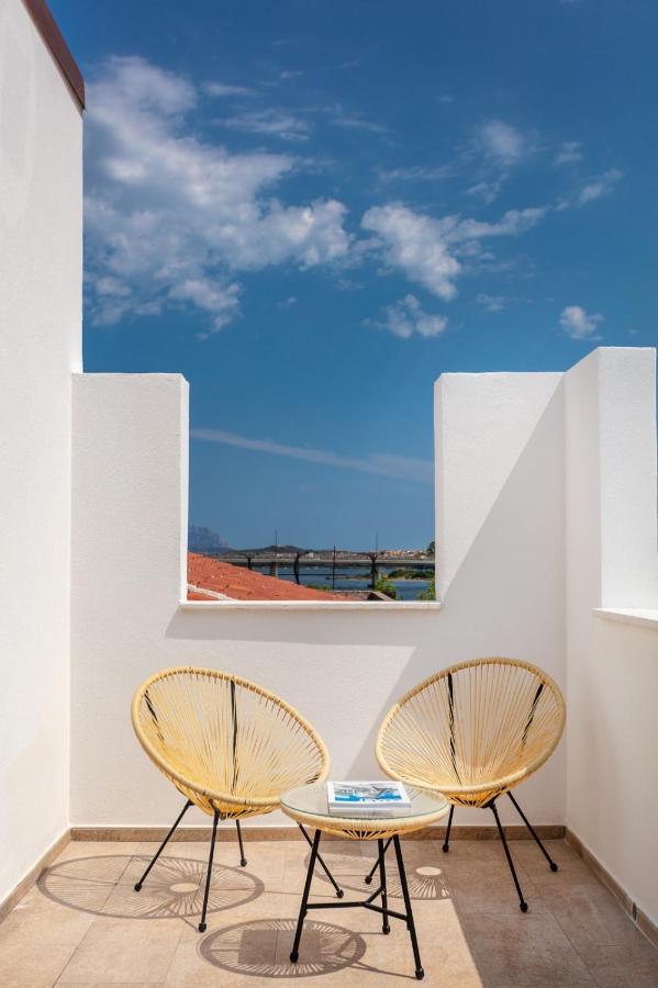 Lungomare Rooms Олбия Екстериор снимка
