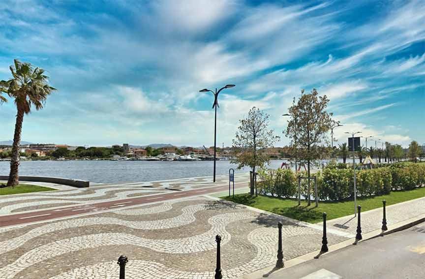 Lungomare Rooms Олбия Екстериор снимка